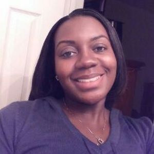 Meet your Posher, Stefany